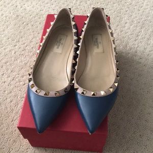 **Valentino Rockstud navy leather flat Size: 36.5*